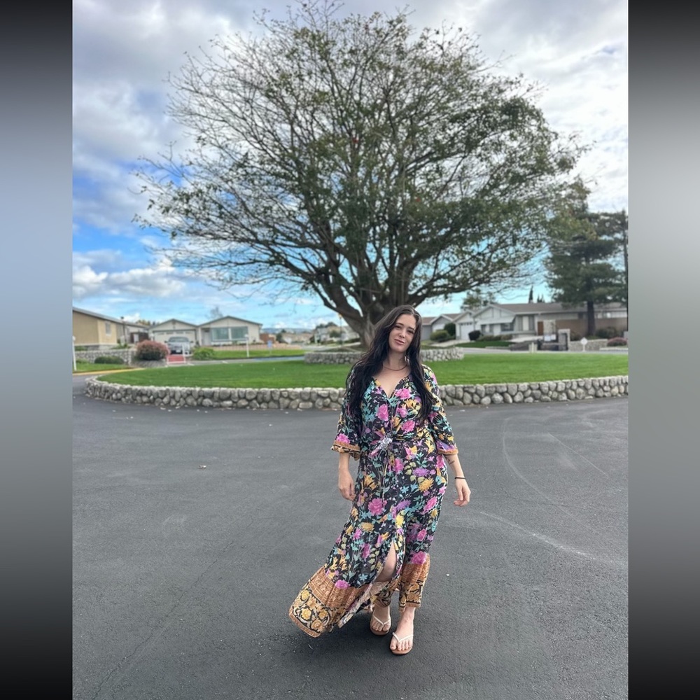 XS Flowy blouse by Spell